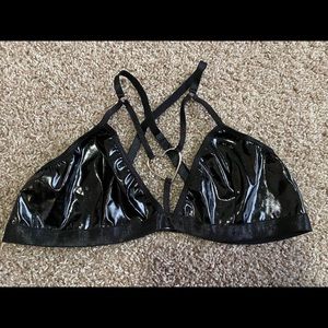 Love bite vinyl bra